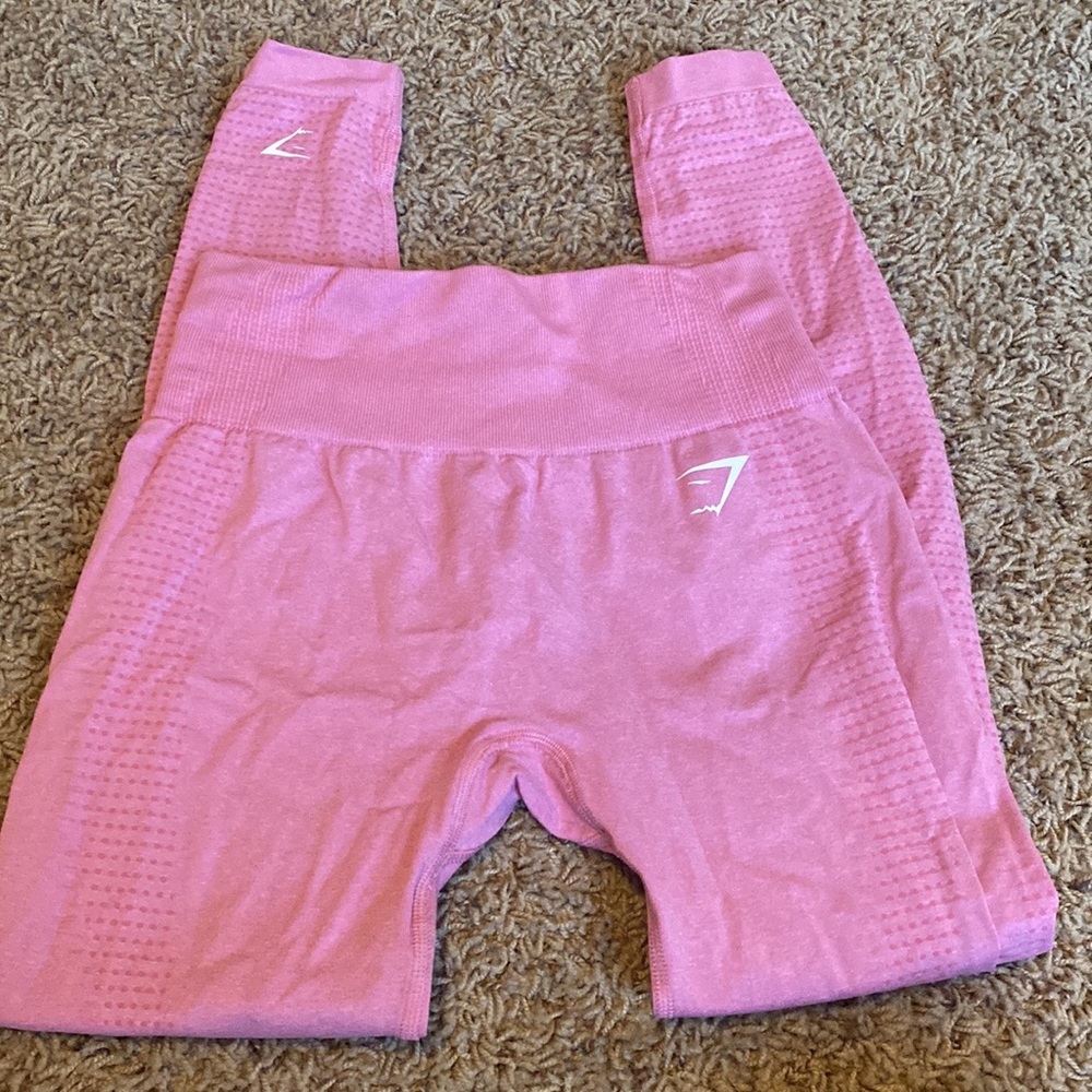 Light pink Gymshark leggings